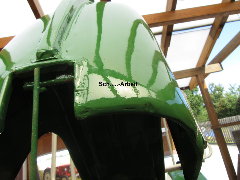Die Aufarbeitung der Haube (Bild spricht für sich)