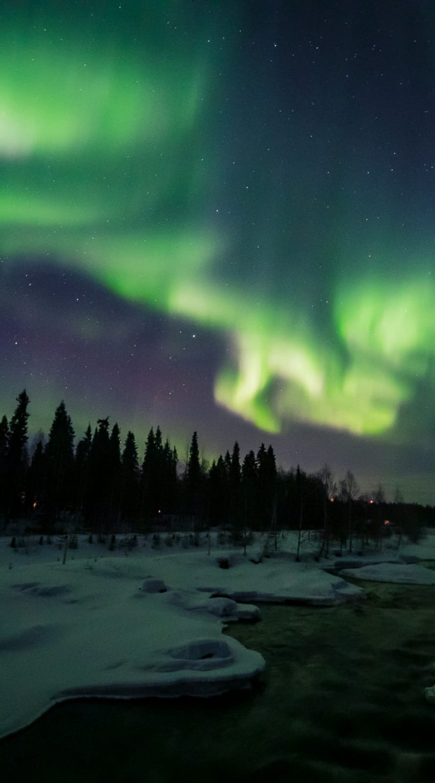 Vic Ja4 - Aurora Boreal (album). Photo by All About Lapland (Rovaniemi, Finland)