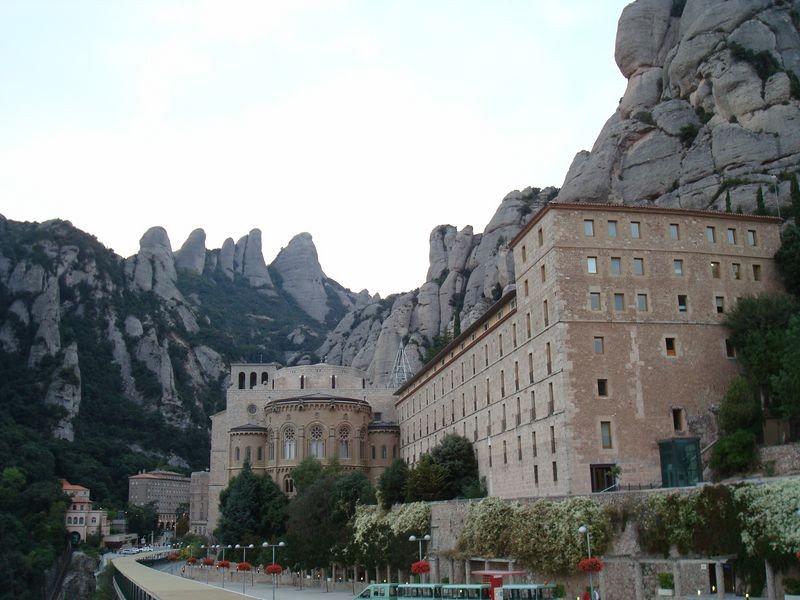Montserrat, Monasterio