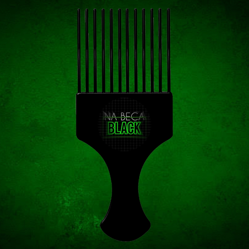 Pente para cabelo Black Power Na Beca Black! Cor: Preto.   Valor 25,00 reais. 