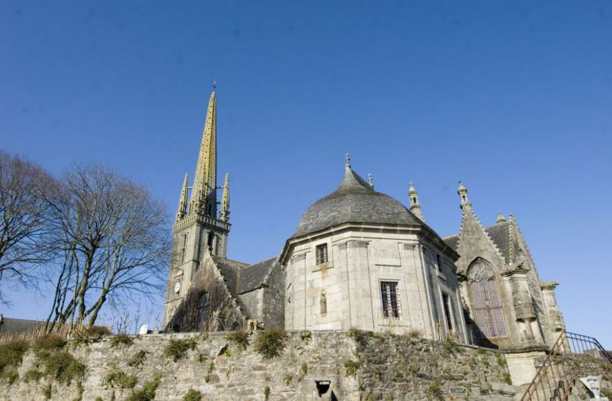 Enclos paroissial - Crédit : Mairie de Sizun