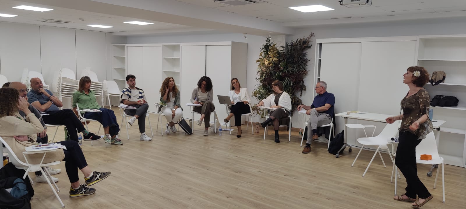 Formación en Comunicación No Violenta: Un Éxito en Solorelatio con Francina Balagué