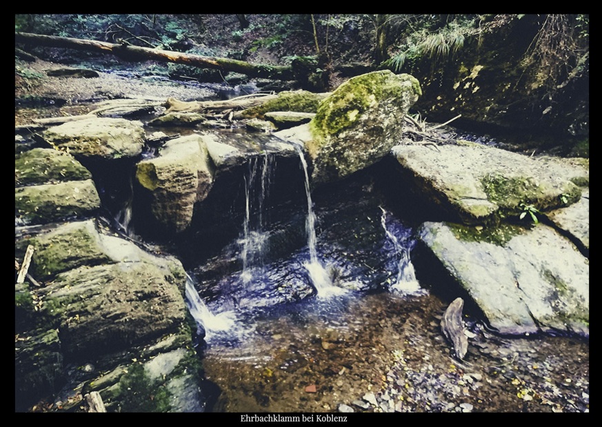 Wanderlust: Mit der Herbstsonne durch die Ehrbachklamm bei Boppard