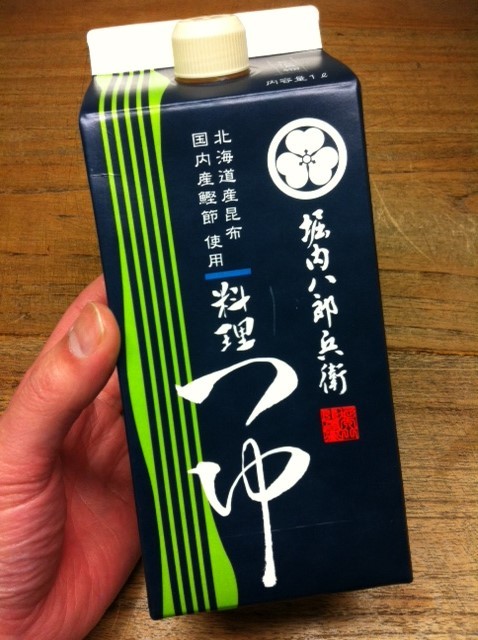 お取り寄せしてるっていう"つゆ"を頂いた♪　なんにでも使えて超美味いらしいです♪　使うのがスゲ~楽しみ♪　カズくんママありがとうございました！