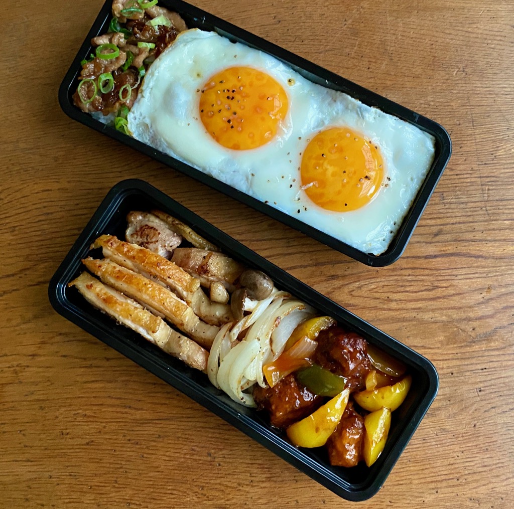 目玉焼き丼弁当(鶏モモの塩焼きと酢豚付き) - NIMA hair 目玉焼き丼弁当(鶏モモの塩焼きと酢豚付き) - NIMA hair