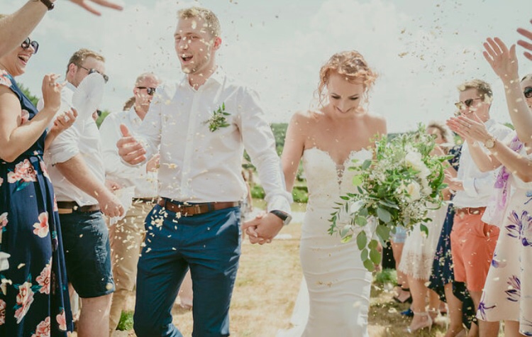 a bilingual wedding ceremony in Burgundy
