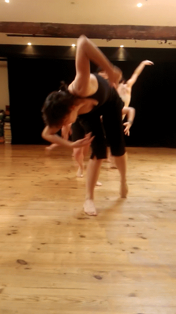 Macha Bastide - Cours de Danse Organique - Gaga