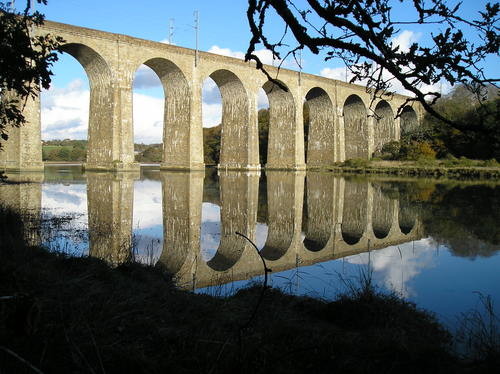 viaduc au dessus de la rivière d'Auray