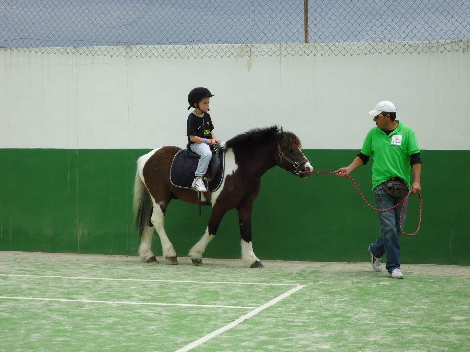 Peques Tenerife Babysitter & Mini Club