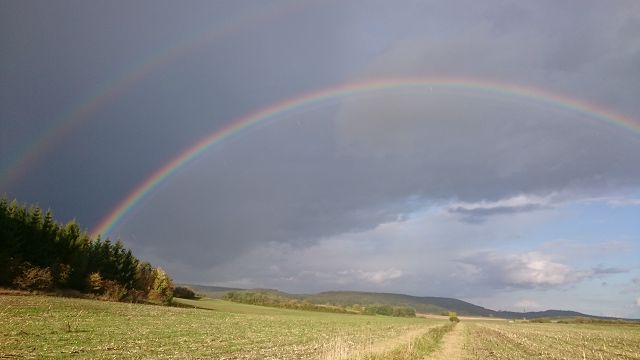 Doppelter Regenbogen, aufgenommen 2017 in meinem Jagdrevier in Dutzenthal. 