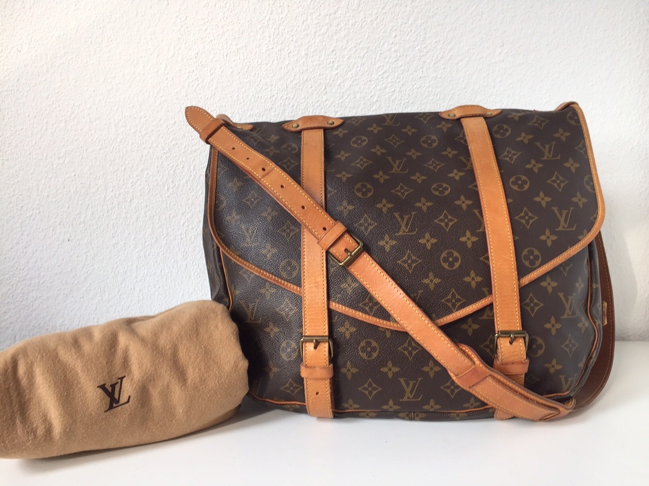 Louis Vuitton Saumur 43 XXL Monogram Rarität