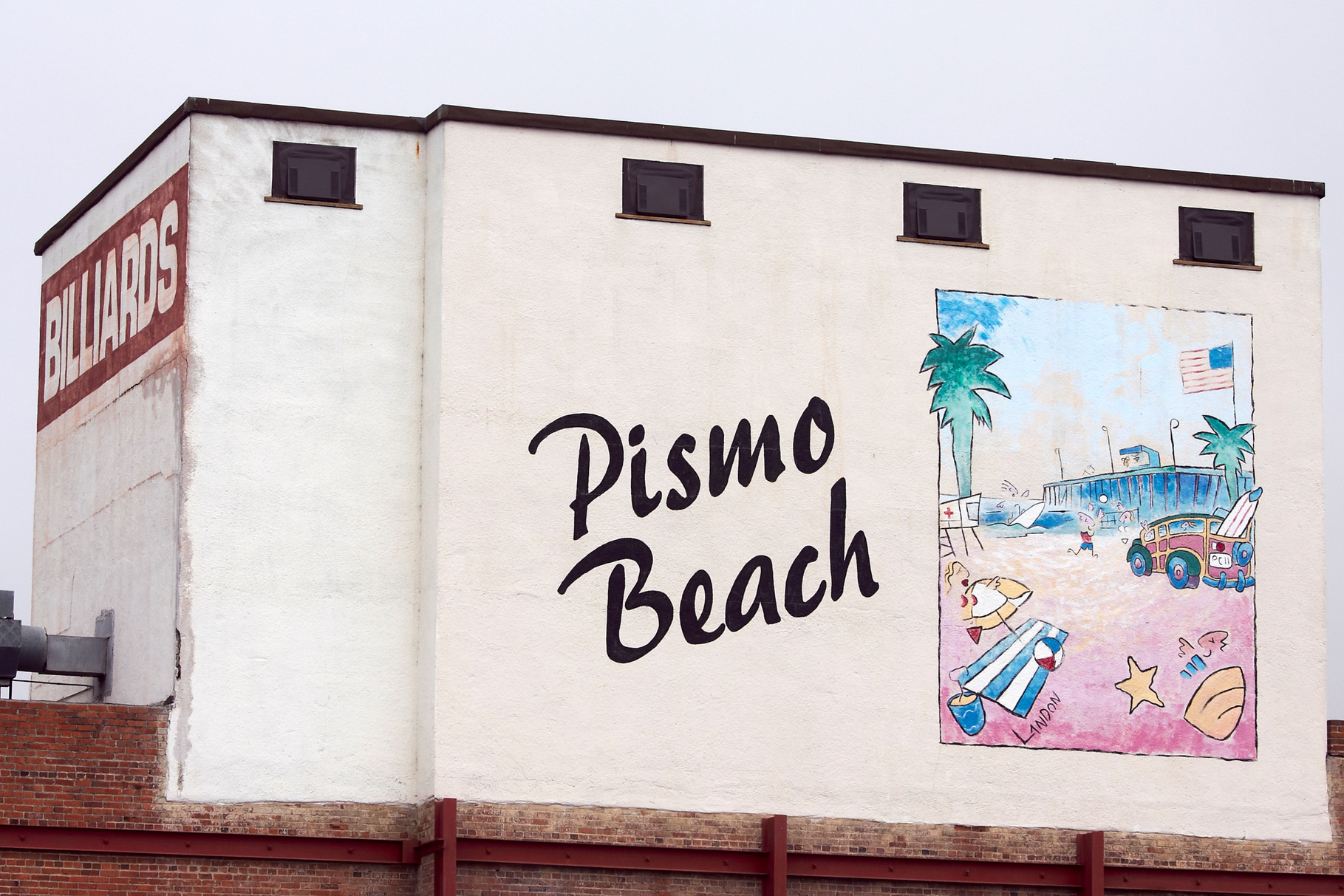 In Pismo Beach legen die drei ??? und Peters Großvater Mr Peck eine Rast ein