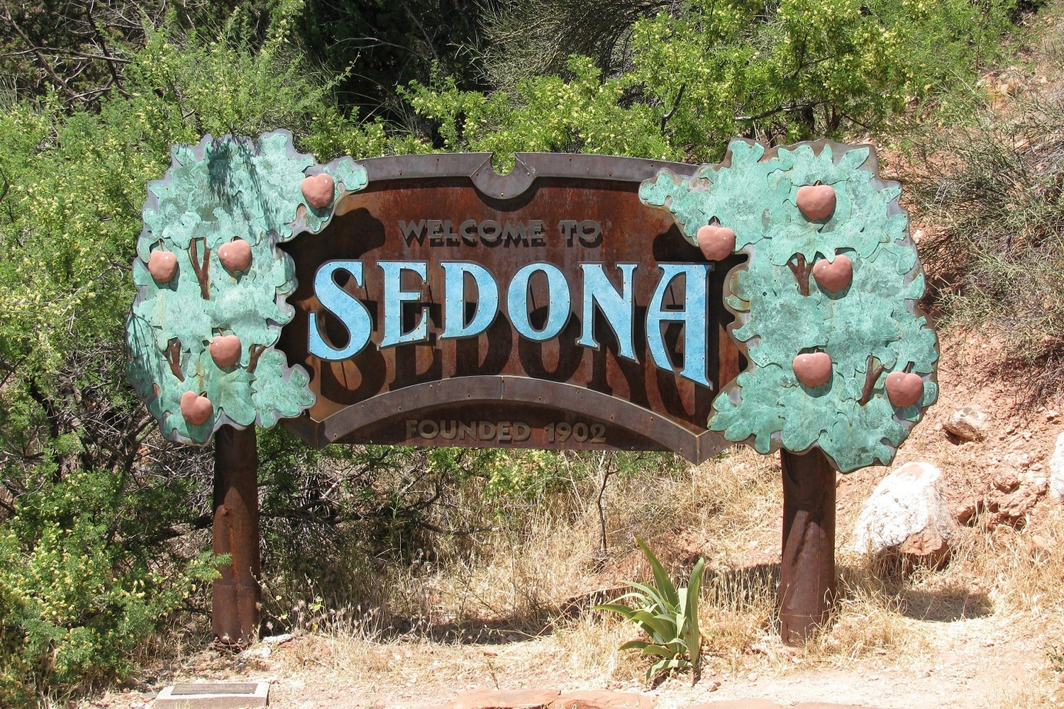 Die Folge "Giftiges Wasser" spielt in Sedona, während dort ein Musikfestival stattfindet.