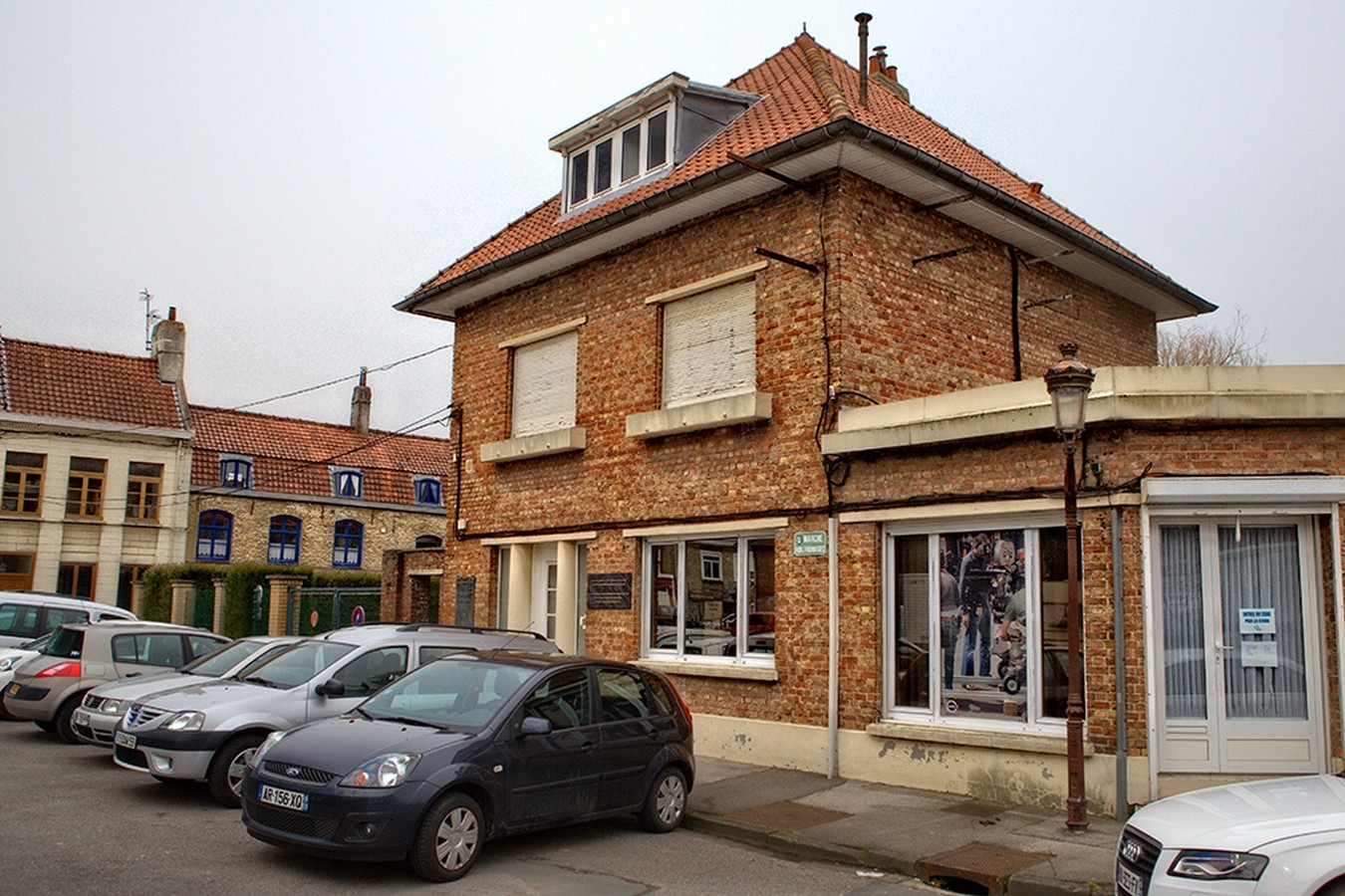 ...das in Wirklichkeit ein leerstehendes Einfamilienhaus ist.