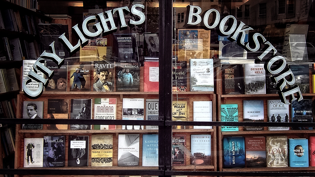 Schaufenster des City Lights Bookstores in San Franciscos (Foto: Christian Düringer)