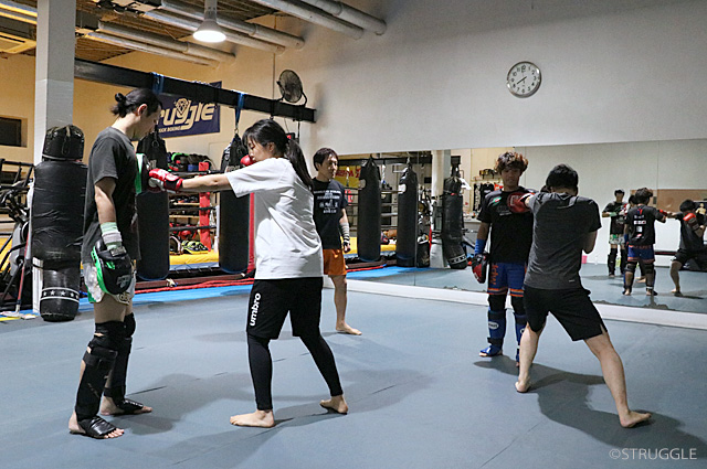 パンチを上手く当てるコンビネーション