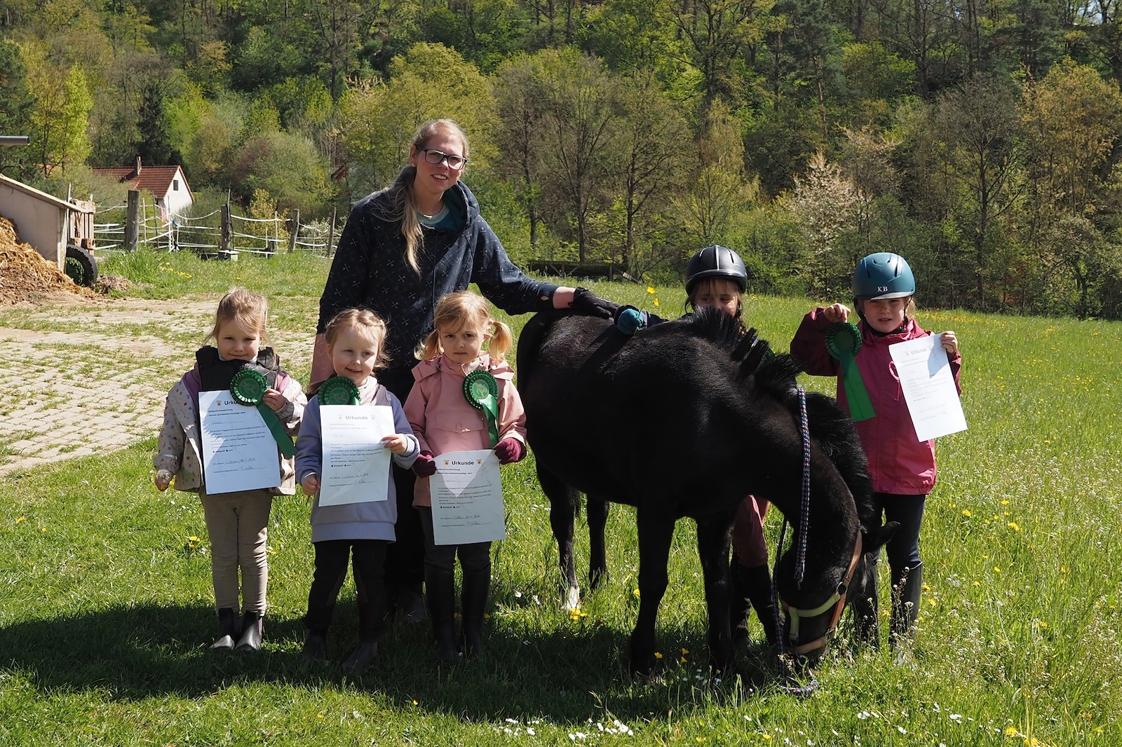 Wo Ponys wiehern und Kinder lachen - Tage im Stall