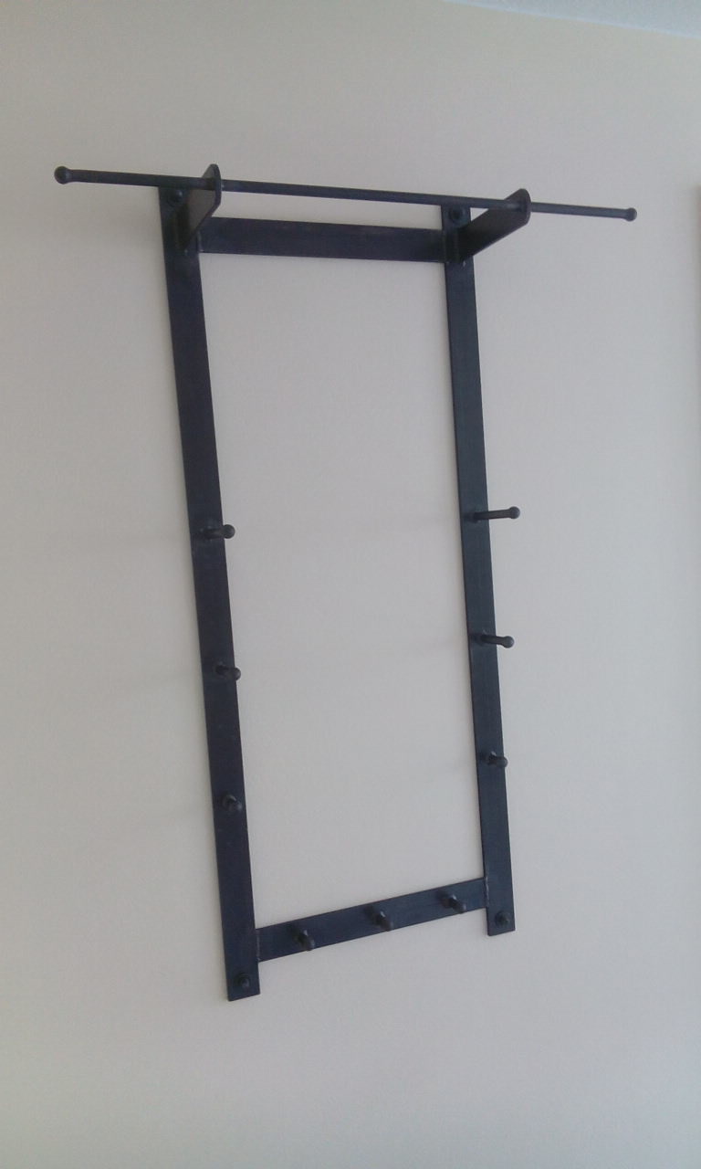 Eine schlichte Bauernhaus-Garderobe