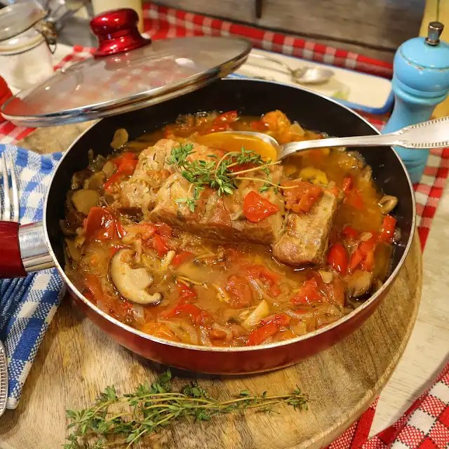 RÔTI DE PORC en cocotte façon Mère Mitraille, délicieux !