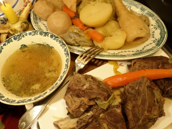 Le fameux Pot-au-Feu à l'ancienne de la Mère Mitraille