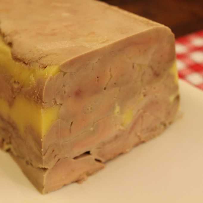 FOIE GRAS DE CANARD "Maison" traditionnel. Un succès garanti !