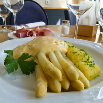 Spargelzeit Hotel Schillerhain
