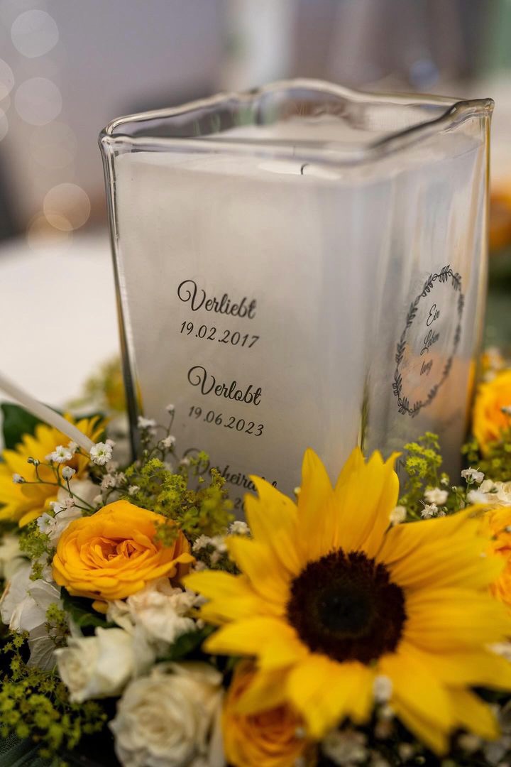 Danke für die wunderschöne Hochzeitskerze ! 