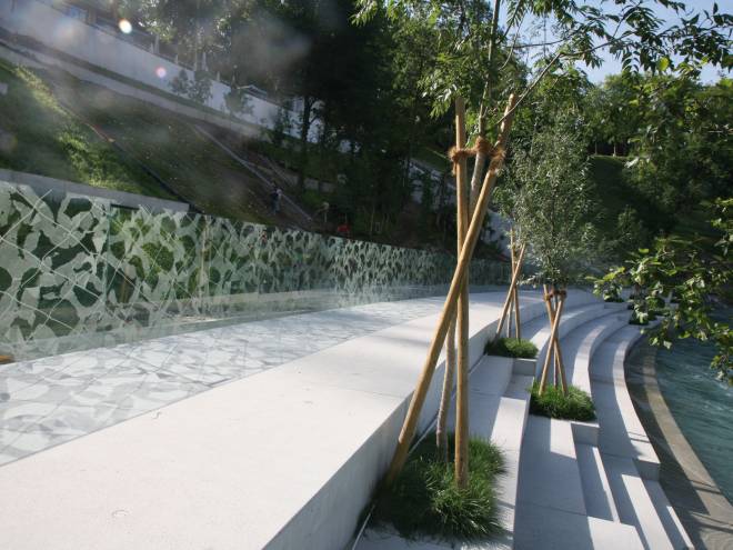 Sibylla Walpen "Camonet", Künstlerische Intervention im Bärenpark Bern, 2009