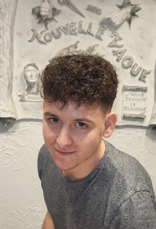 BOOK NOUVELLE VAGUE COIFFURE RELOOKING