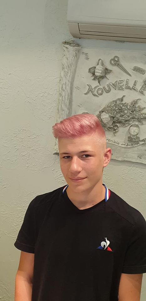 BOOK NOUVELLE VAGUE COIFFURE RELOOKING