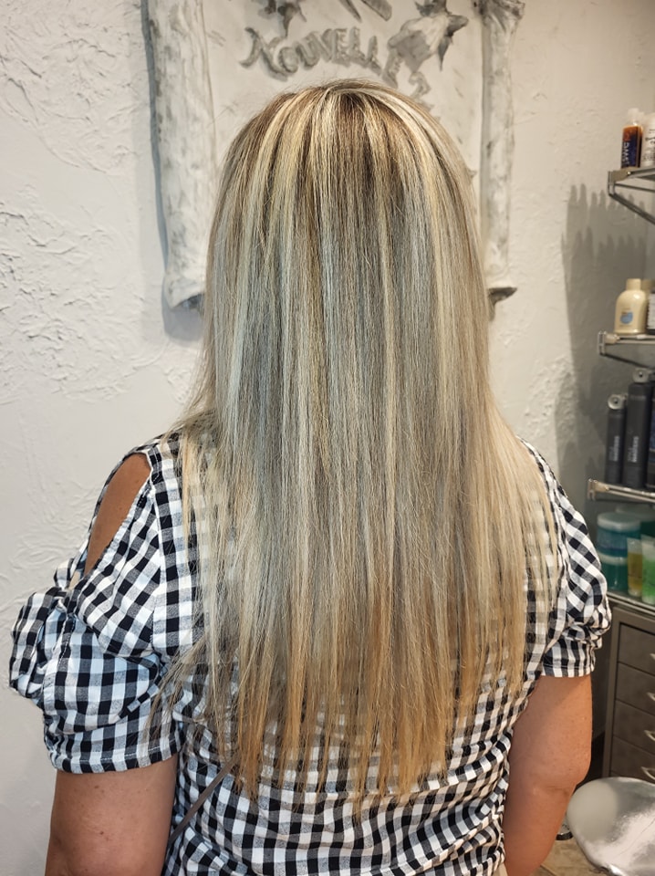 BOOK NOUVELLE VAGUE COIFFURE RELOOKING