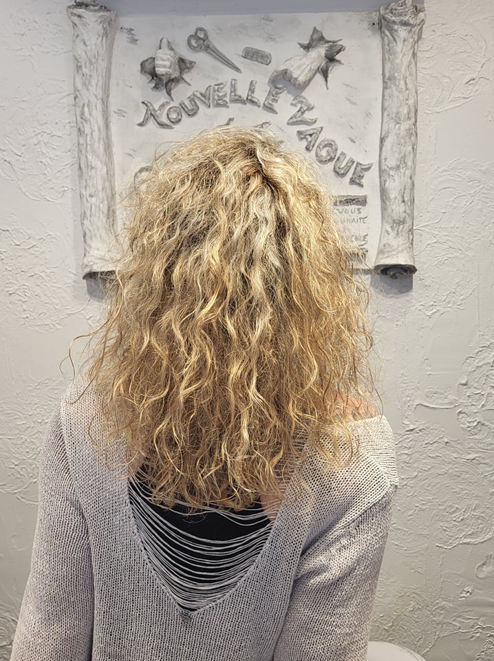 BOOK NOUVELLE VAGUE COIFFURE RELOOKING