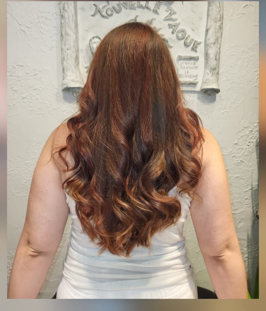 BOOK NOUVELLE VAGUE COIFFURE