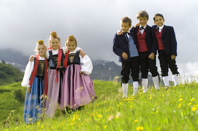 Vorarlberger Landestrachtentag in Lech am Arlberg