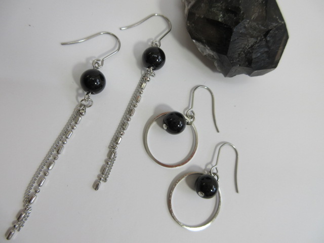 ☆ピアス　モリオン（黒水晶）