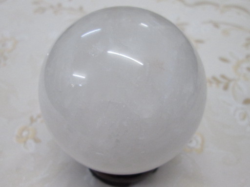 ☆ヒマラヤ水晶丸玉７４ｍｍ　￥５，８００