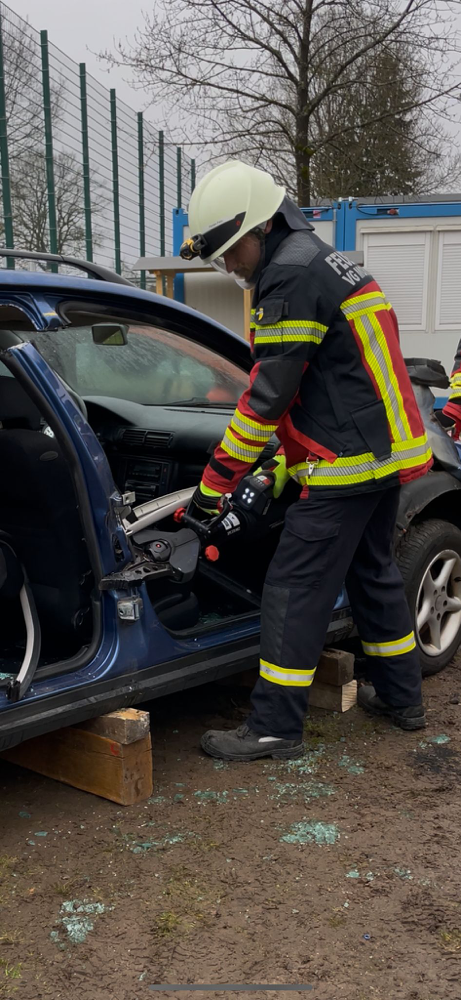 Neue Technik für die Unfallrettung – Spende stärkt Feuerwehr