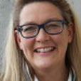 Bettina Leonidas