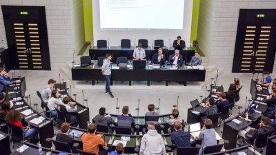 Happy Birthday Jugendparlament des Kantons Luzern: Seit 10 Jahren setzen sich Luzerner Jugendliche in der Politik ein