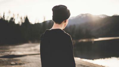 Jugend und Radikalisierung: Wie Eltern und Schulen präventiv handeln können