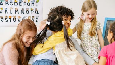 Künftig sollen in der Schweiz weniger Lehrpersonen benötigt werden. (Bild: Pexels / Yan Krukov)