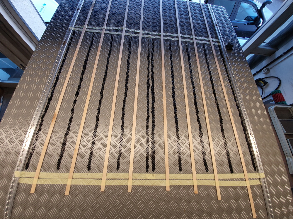 montage Semi Flex solar panel ETFE Alu Backsheet Offgridtec campersolar ETFE-AL 60W 100W 120W 160W 12V leicht begehbar semiflexibles Solarmodul marine Boot off road overland Vanlife Camper Wohnmobil Bus #Projektblackwolf richtig montieren hinterlüften