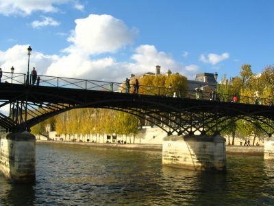 Les Visites : Promenade en bateau mouche, visite de l’Ile de la Cité…