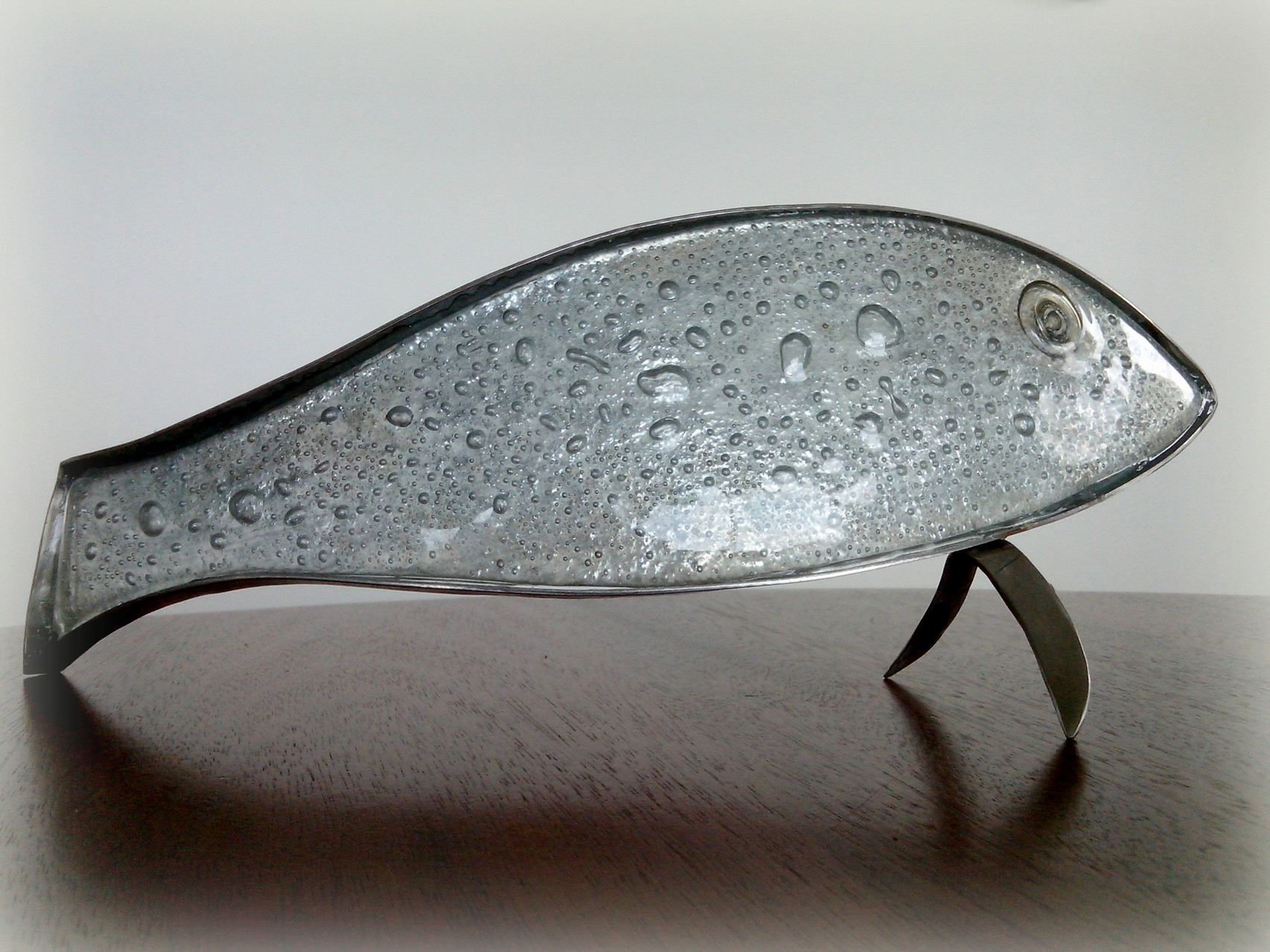 poisson argenté:35 x 13 cm inox, fusing bullé, argenture