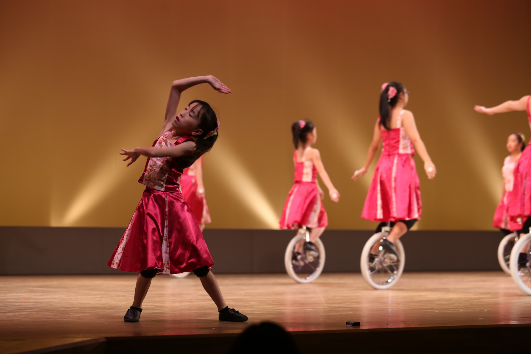 一新さんの「さんさ踊り　七夕くずし」