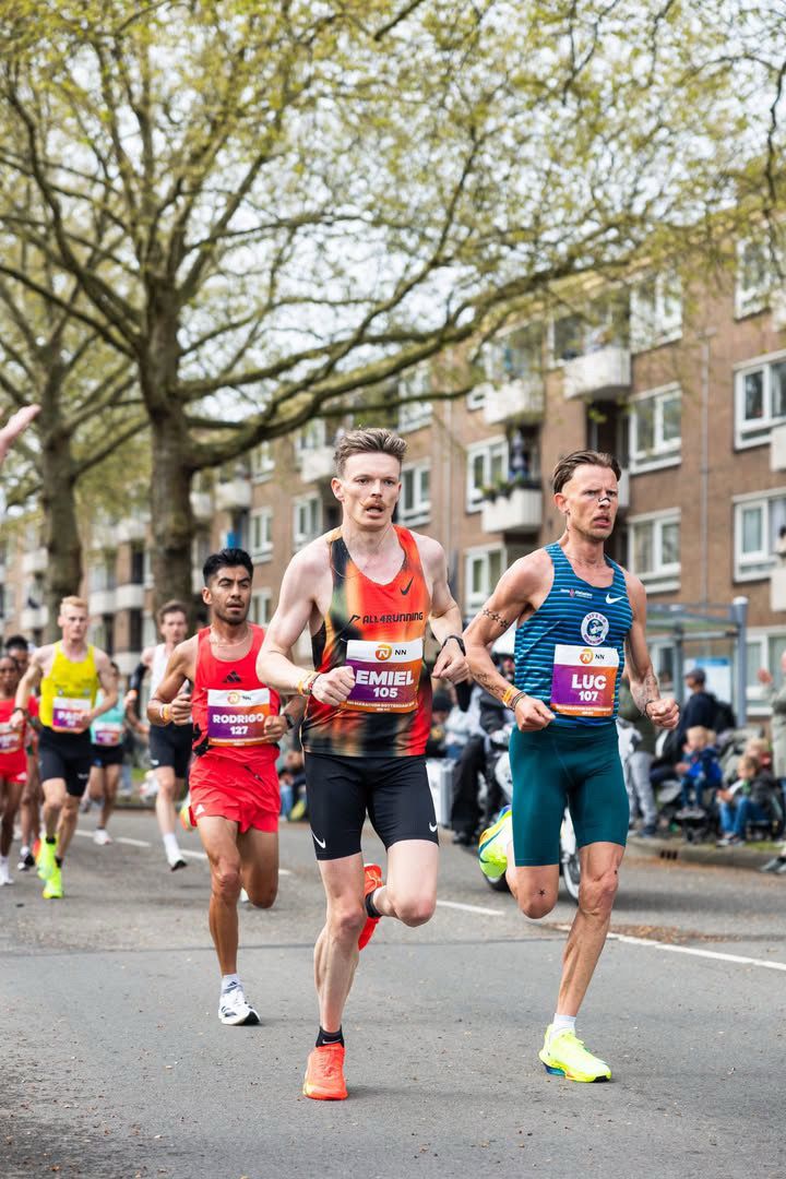 Luc Essink 2.19 op de marathon. Online hardloopcoaching. Marathon coaching. 