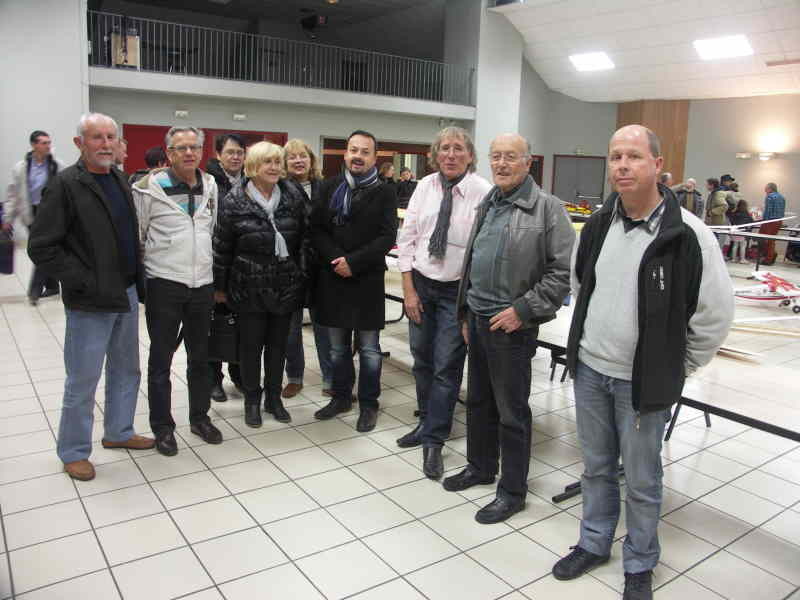 Les représentants du club et de la Mairie