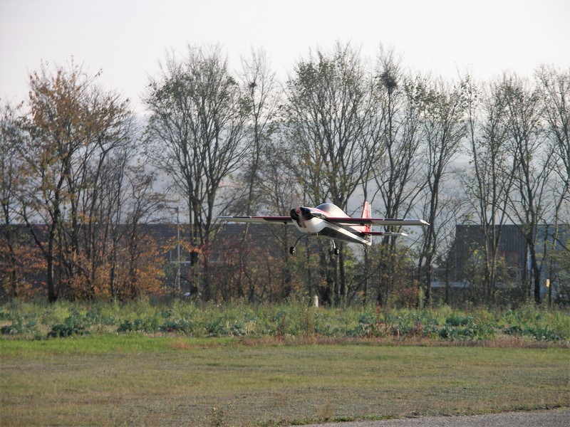 L'extra 330 en approche