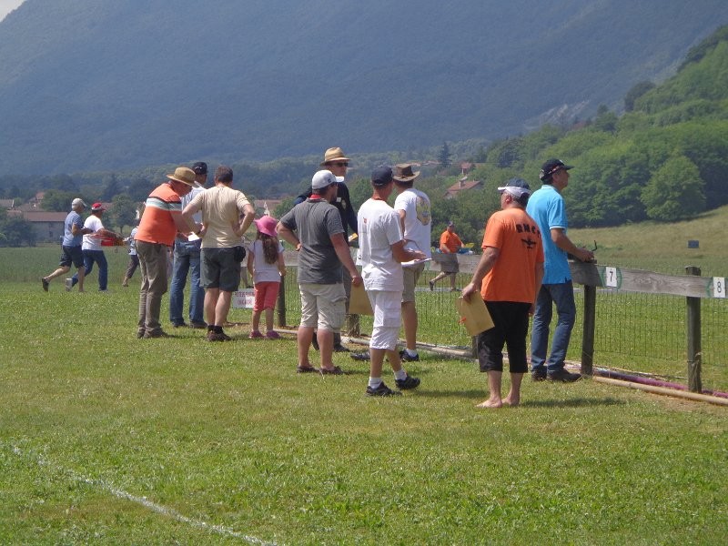 Les pilotes et les juges en position