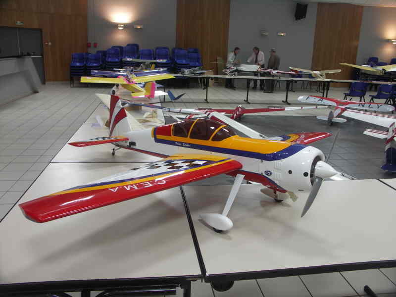 Un Yak 54